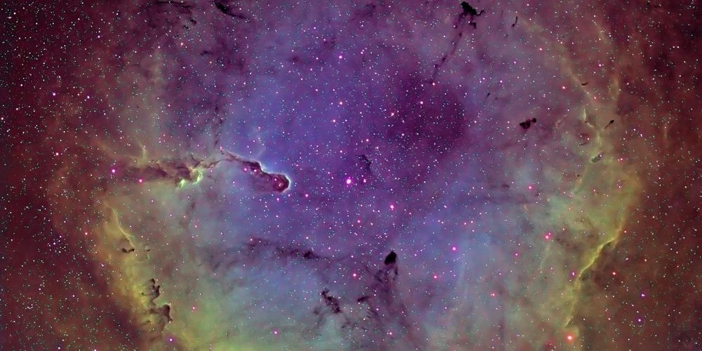 De emissienevel IC1396