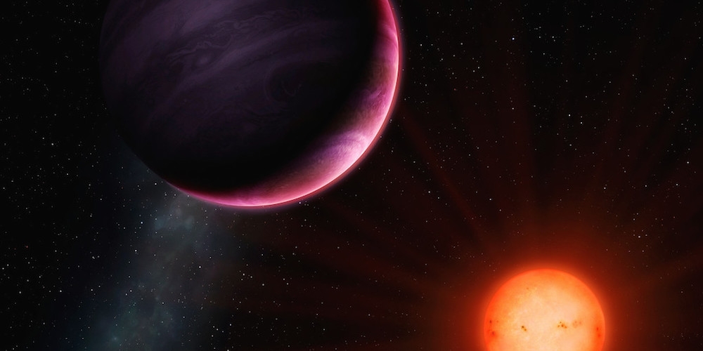 Artistieke impressie van de exoplaneet NGTS-1b rondom de rode dwergster.