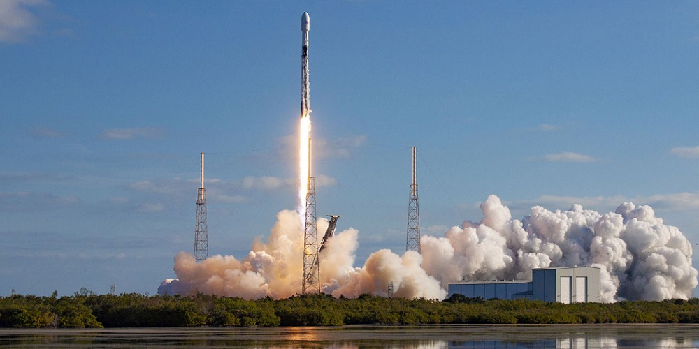 Lancering van een Falcon 9 raket. 